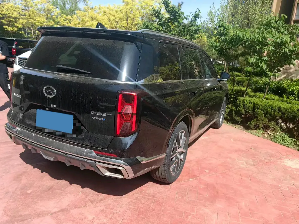 2022 GAC Trumpchi GS8 2.0T 190HP L4 E-CVT Hybrid,autocango,china used car exporter,china ev exporter,chinese used car exporter,chinese used ev exporter