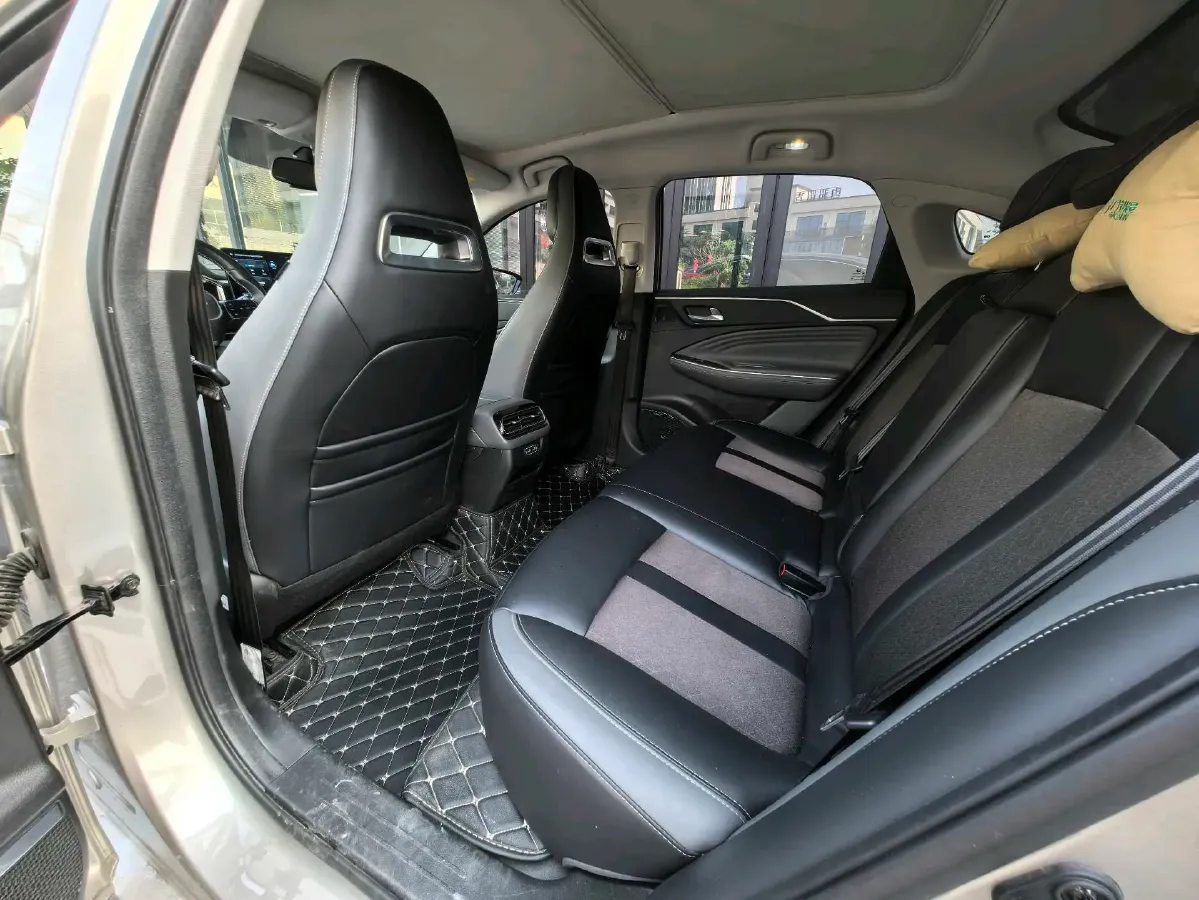 2022 LYNK&CO 02 2.0T 190HP L4 7DCT,autocango,china used car exporter,china ev exporter,chinese used car exporter,chinese used ev exporter