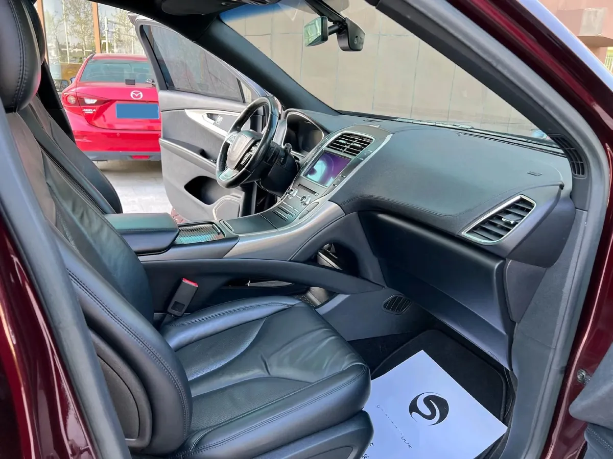 2019 Lincoln Nautilus 2.0T 224HP L4 8AT,autocango,china used car exporter,china ev exporter,chinese used car exporter,chinese used ev exporter