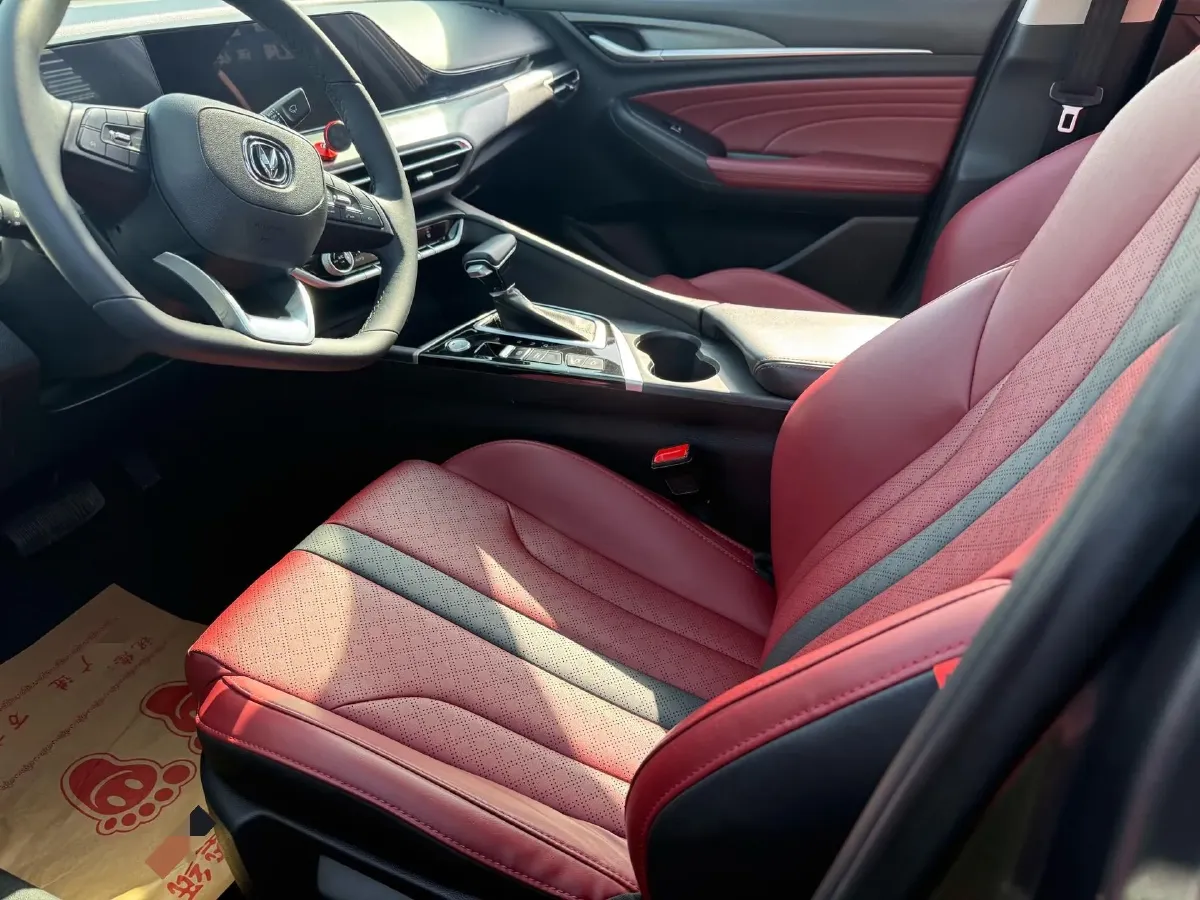 2021 ChangAn Eado 1.4T 160HP L4 7DCT,autocango,china used car exporter,china ev exporter,chinese used car exporter,chinese used ev exporter