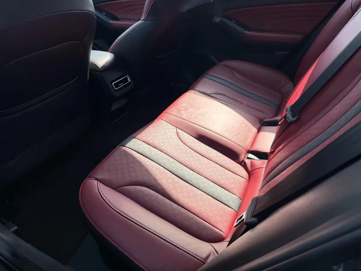 2021 ChangAn Eado 1.4T 160HP L4 7DCT,autocango,china used car exporter,china ev exporter,chinese used car exporter,chinese used ev exporter