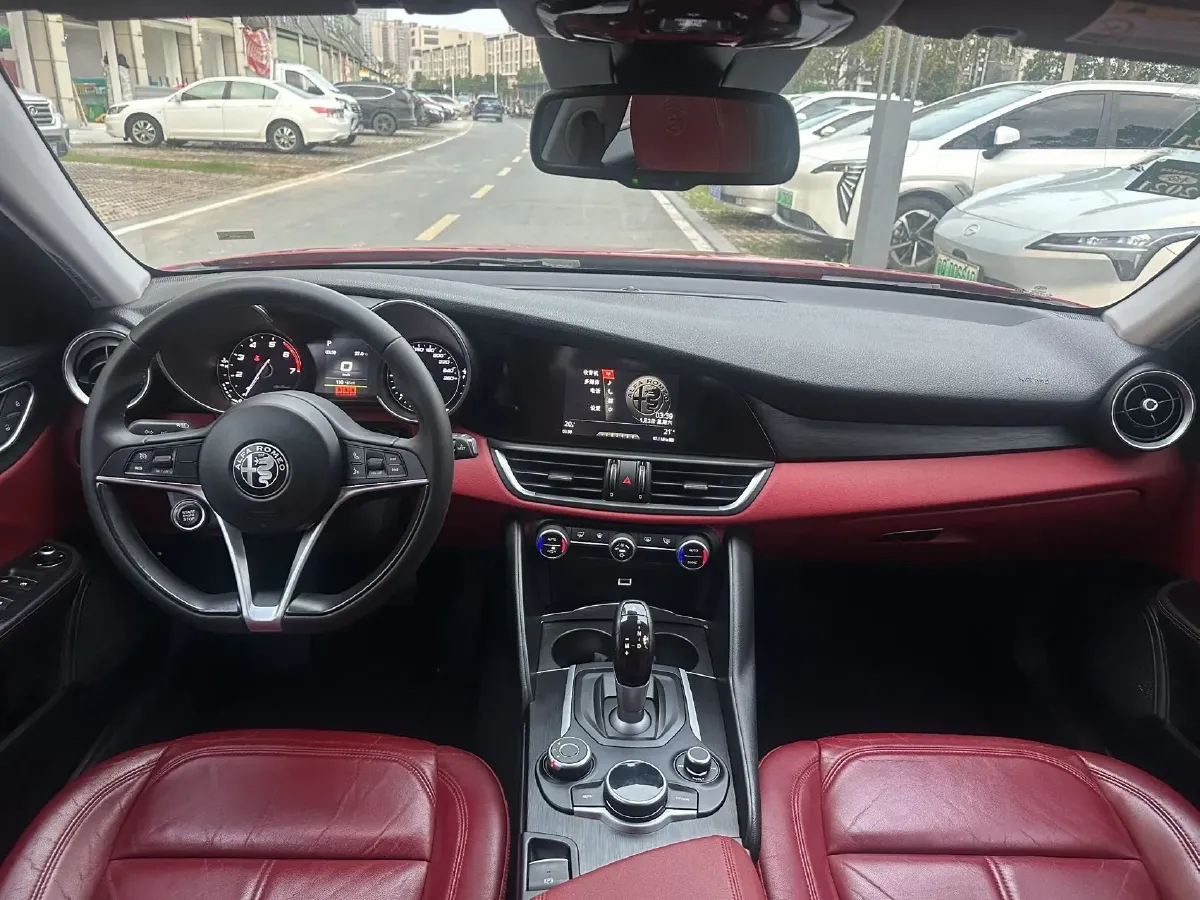 2017 Toyota Highlander 2.0T 220HP L4 6AT,autocango,china used car exporter,china ev exporter,chinese used car exporter,chinese used ev exporter