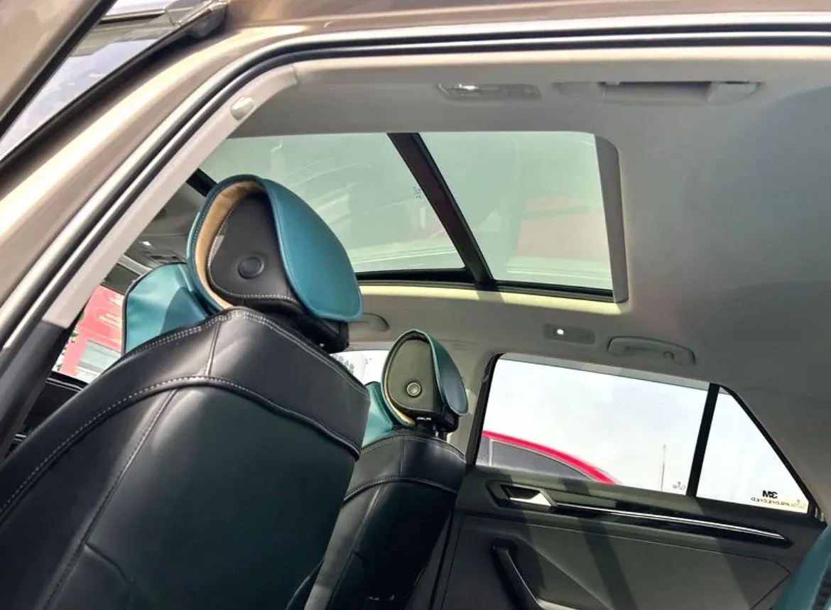 2021 Volkswagen T-Roc 1.4T 150HP L4 7DCT,autocango,china used car exporter,china ev exporter,chinese used car exporter,chinese used ev exporter