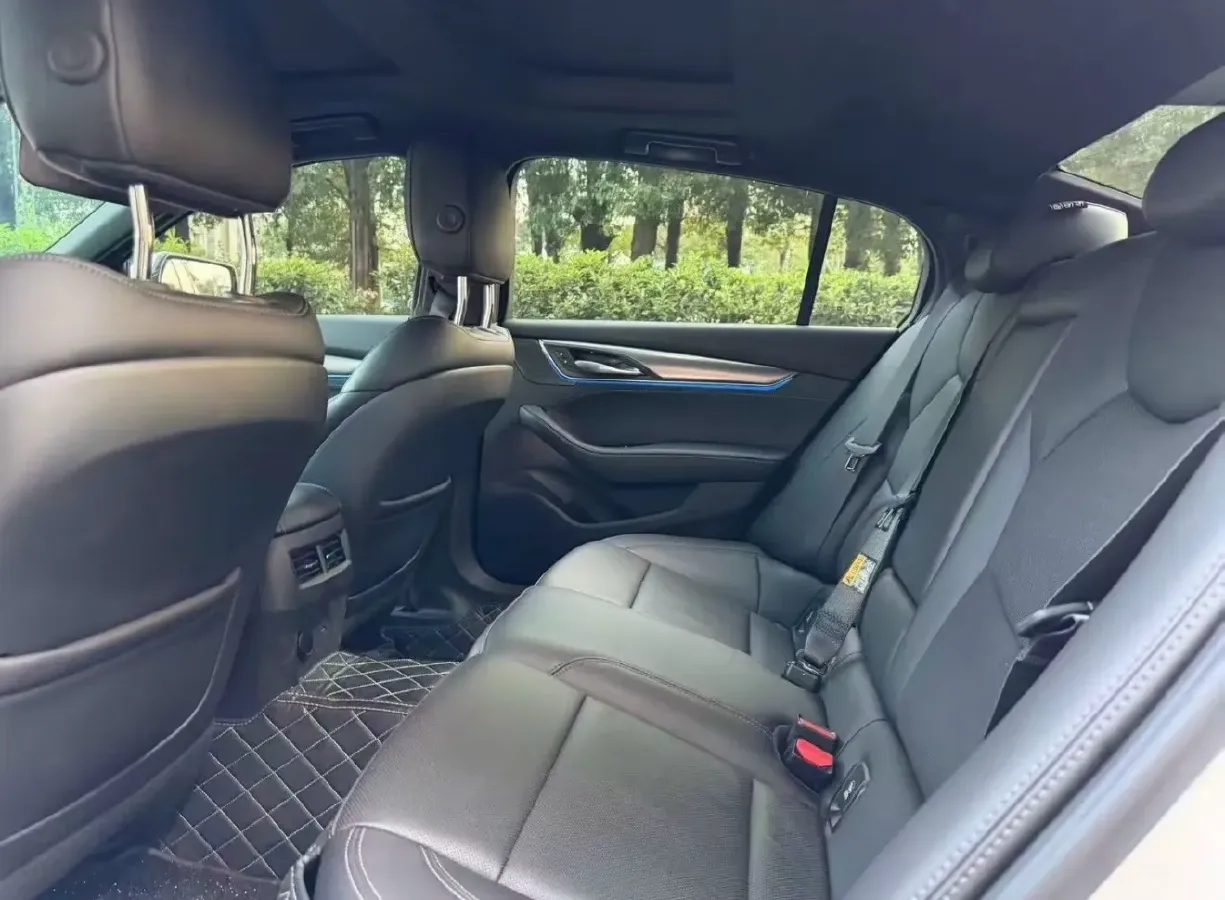 2024 Cadillac CT5 2.0T 237HP L4 10AT,autocango,china used car exporter,china ev exporter,chinese used car exporter,chinese used ev exporter