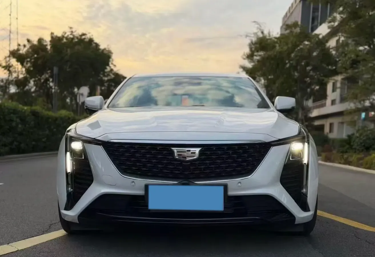2024 Cadillac CT5 2.0T 237HP L4 10AT,autocango,china used car exporter,china ev exporter,chinese used car exporter,chinese used ev exporter