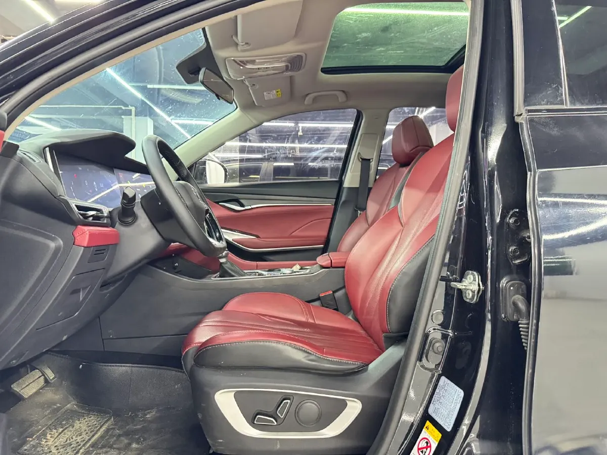 2021 ChangAn CS75 Plus 1.5T 178HP L4 6AT,autocango,china used car exporter,china ev exporter,chinese used car exporter,chinese used ev exporter