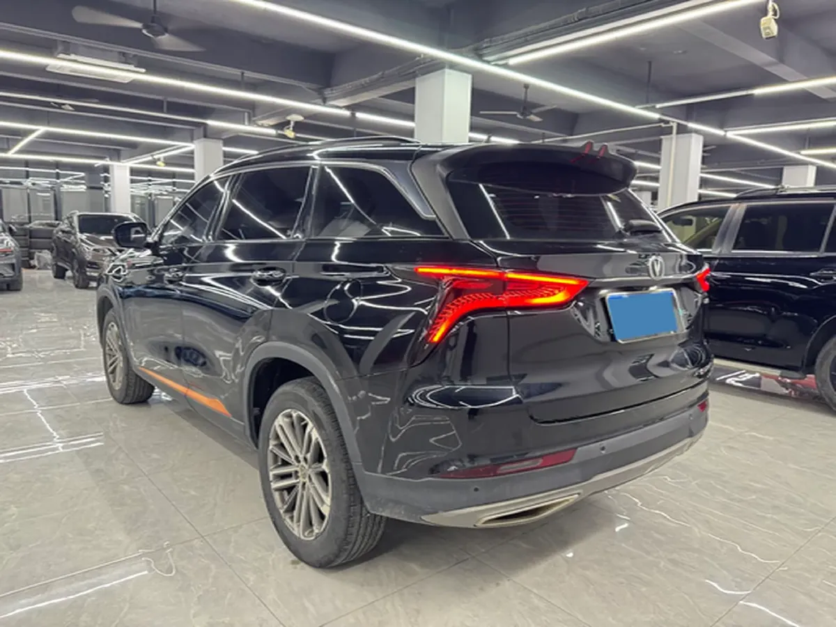 2021 ChangAn CS75 Plus 1.5T 178HP L4 6AT,autocango,china used car exporter,china ev exporter,chinese used car exporter,chinese used ev exporter