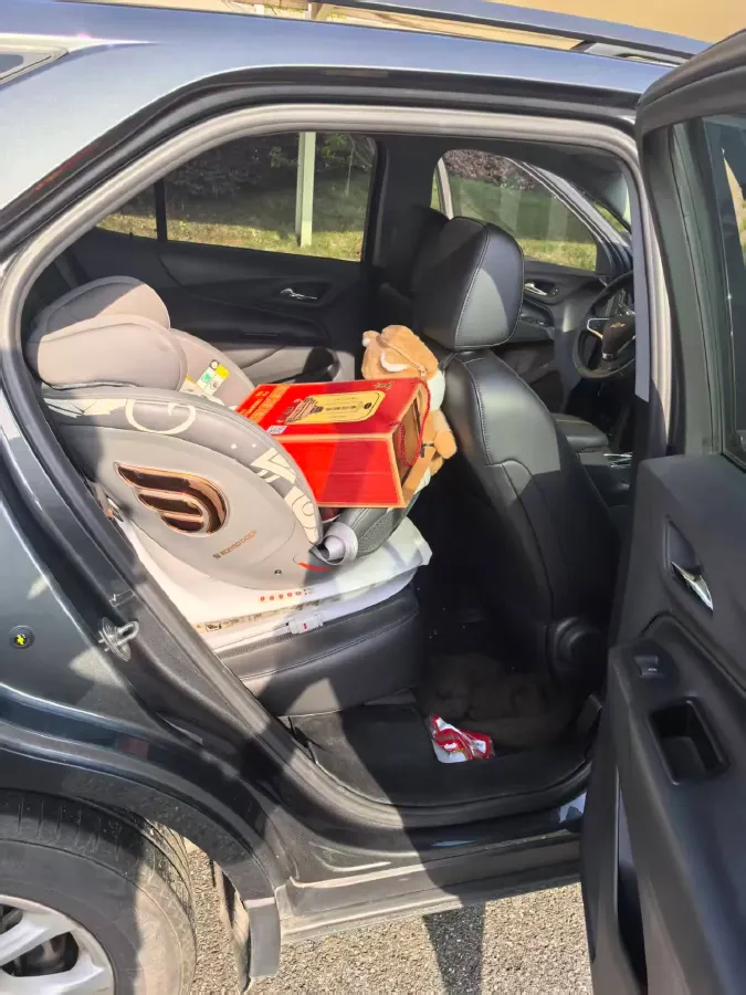 2018 Chevrolet Equinox 1.5T 180HP L4 6AT,autocango,china used car exporter,china ev exporter,chinese used car exporter,chinese used ev exporter