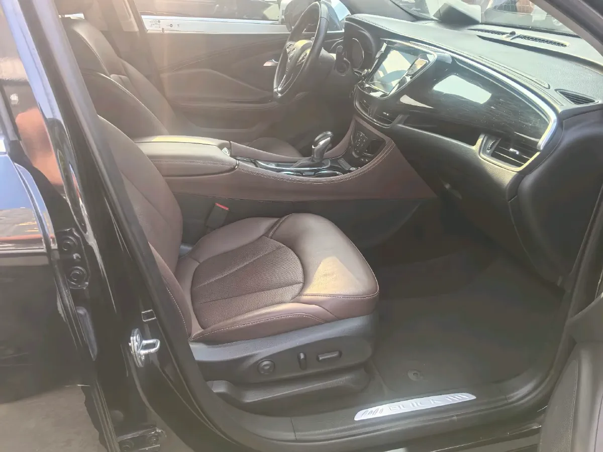 2021 Buick EnvisionPlus 1.5T 169HP L4 7DCT,autocango,china used car exporter,china ev exporter,chinese used car exporter,chinese used ev exporter