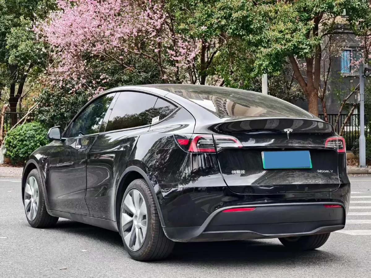 2021 MINI COUNTRYMAN 1.5T 136HP L3 8AT,autocango,china used car exporter,china ev exporter,chinese used car exporter,chinese used ev exporter