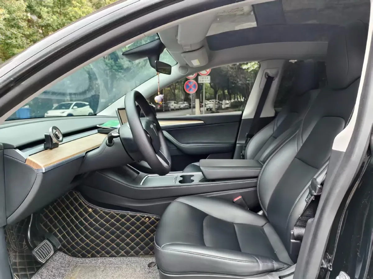 2021 MINI COUNTRYMAN 1.5T 136HP L3 8AT,autocango,china used car exporter,china ev exporter,chinese used car exporter,chinese used ev exporter