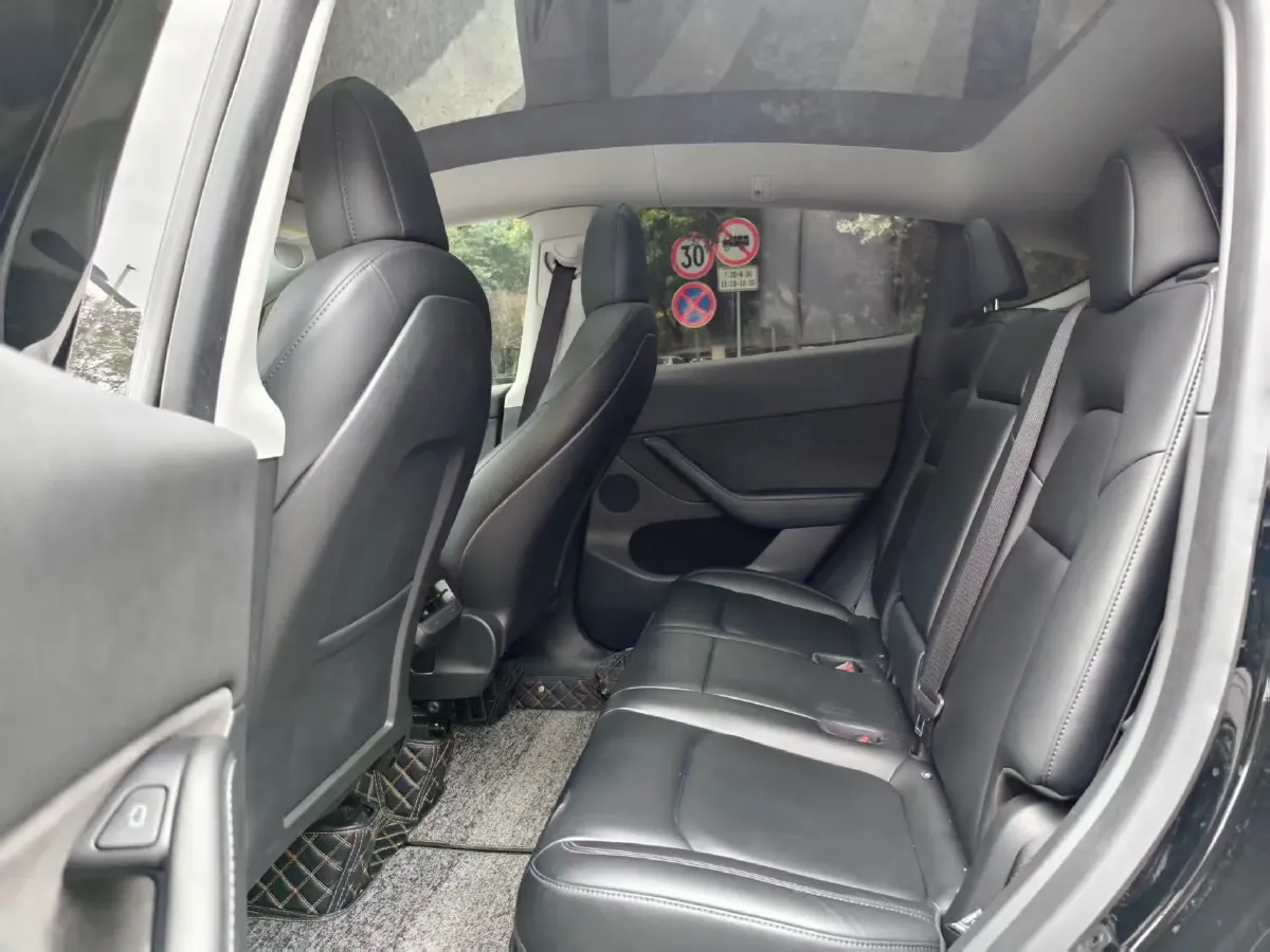 2021 MINI COUNTRYMAN 1.5T 136HP L3 8AT,autocango,china used car exporter,china ev exporter,chinese used car exporter,chinese used ev exporter