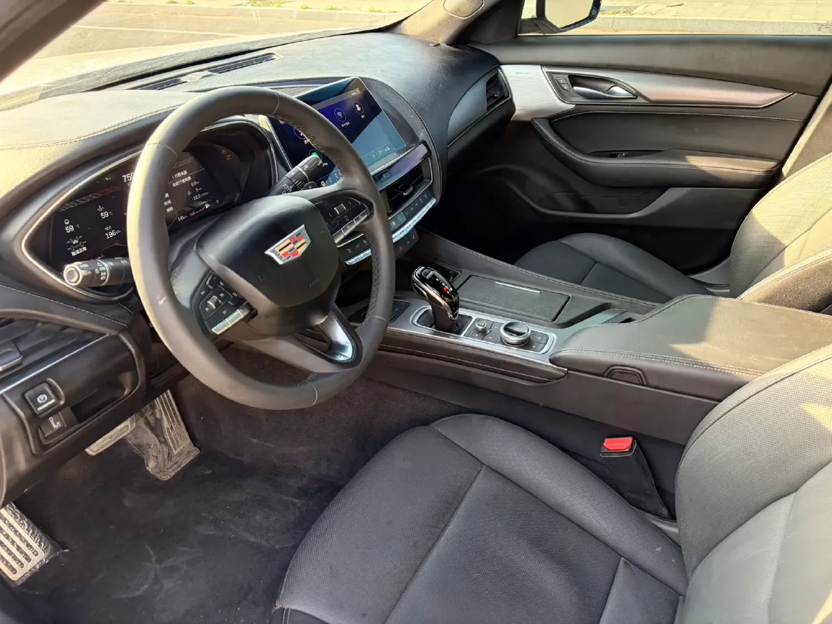 2022 Cadillac CT5 2.0T 237HP L4 10AT,autocango,china used car exporter,china ev exporter,chinese used car exporter,chinese used ev exporter