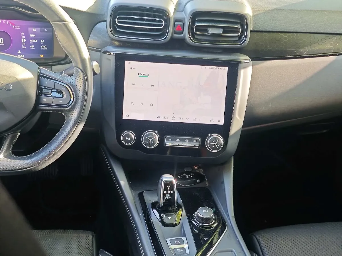 2022 LYNK&CO 03 2.0T 190HP L4 7DCT,autocango,china used car exporter,china ev exporter,chinese used car exporter,chinese used ev exporter