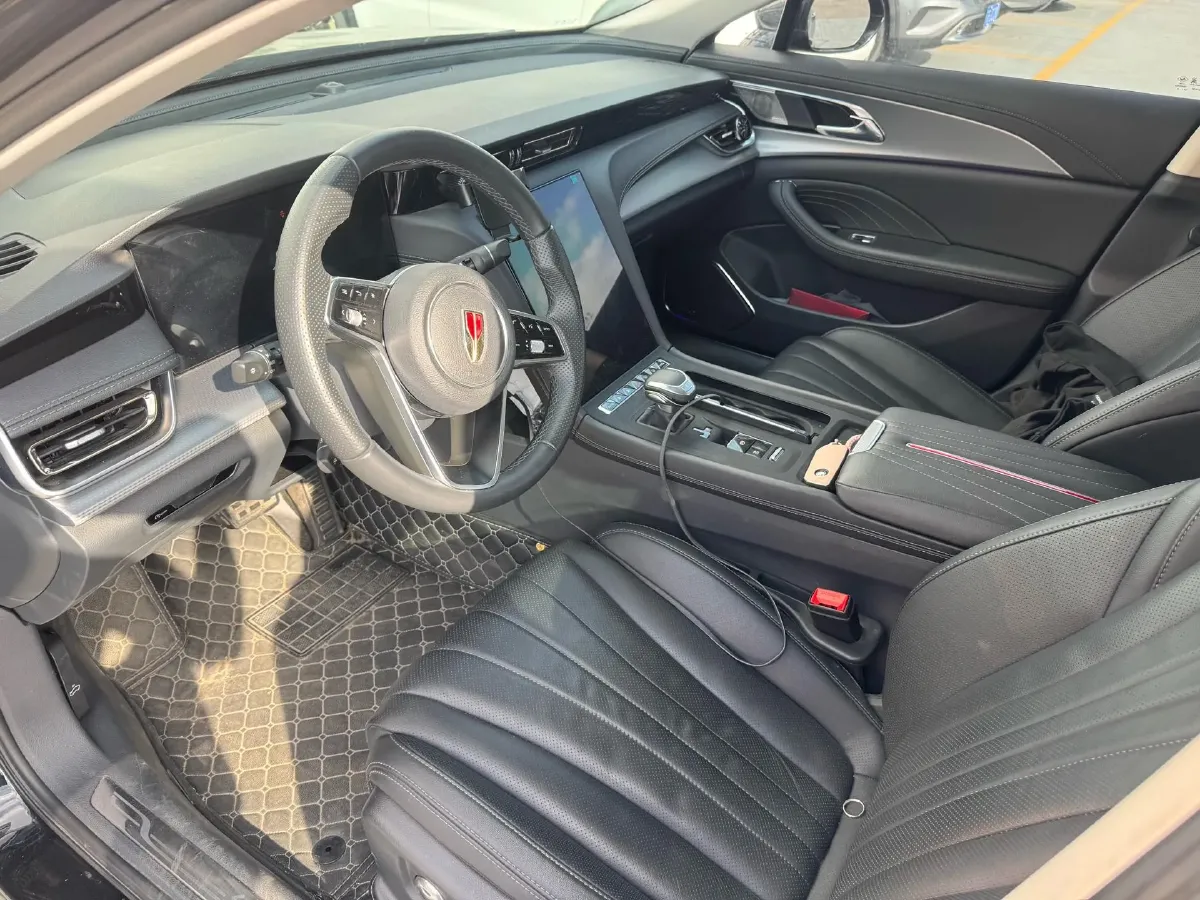 2024 HongQi H5 2.0T 224HP L4 8AT,autocango,china used car exporter,china ev exporter,chinese used car exporter,chinese used ev exporter