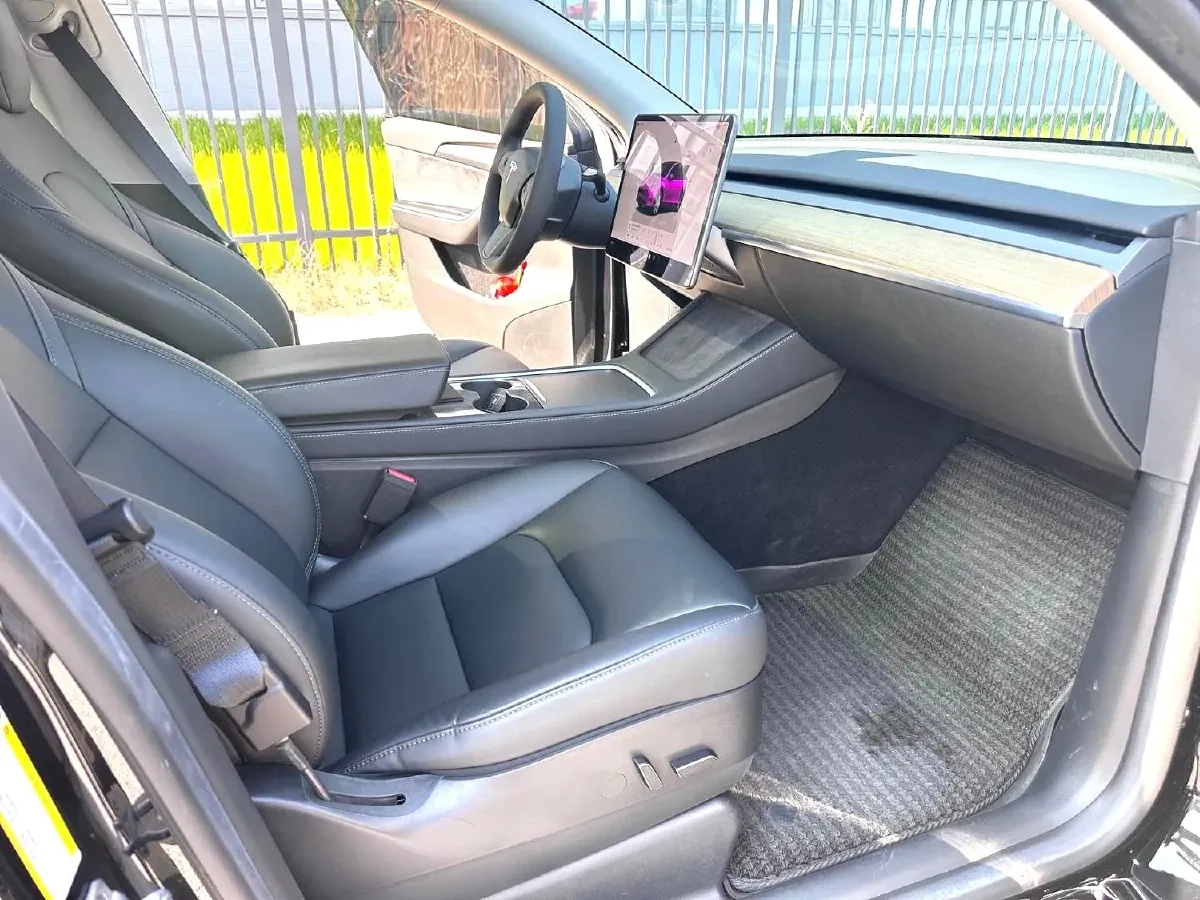 2022 Tesla Model Y BEV 60KWH,autocango,china used car exporter,china ev exporter,chinese used car exporter,chinese used ev exporter