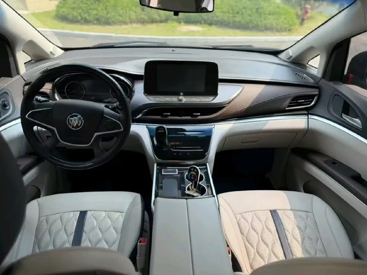 2021 Buick GL8 2.0T 237HP L4 9AT,autocango,china used car exporter,china ev exporter,chinese used car exporter,chinese used ev exporter
