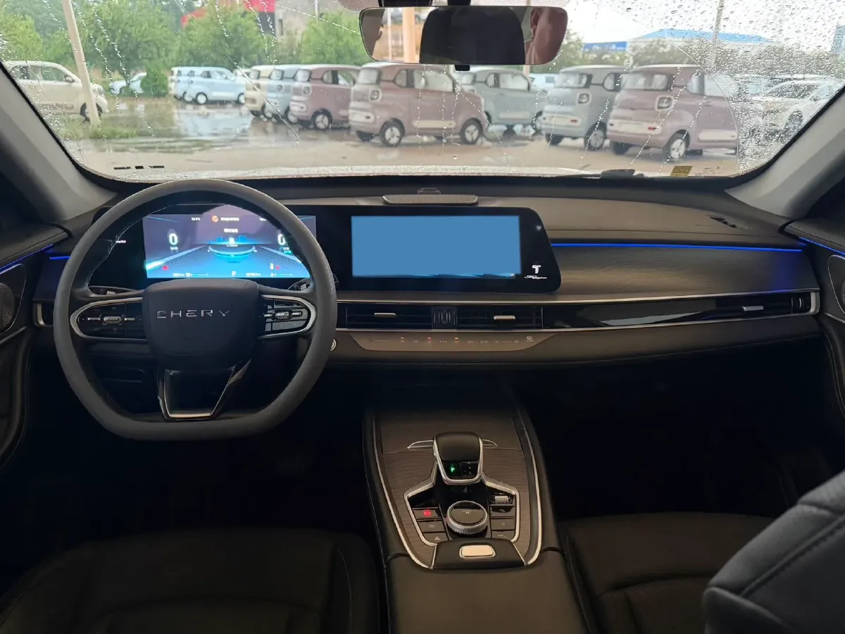 2022 Chery Tiggo 8 PRO 1.6T 197HP L4 7DCT,autocango,china used car exporter,china ev exporter,chinese used car exporter,chinese used ev exporter