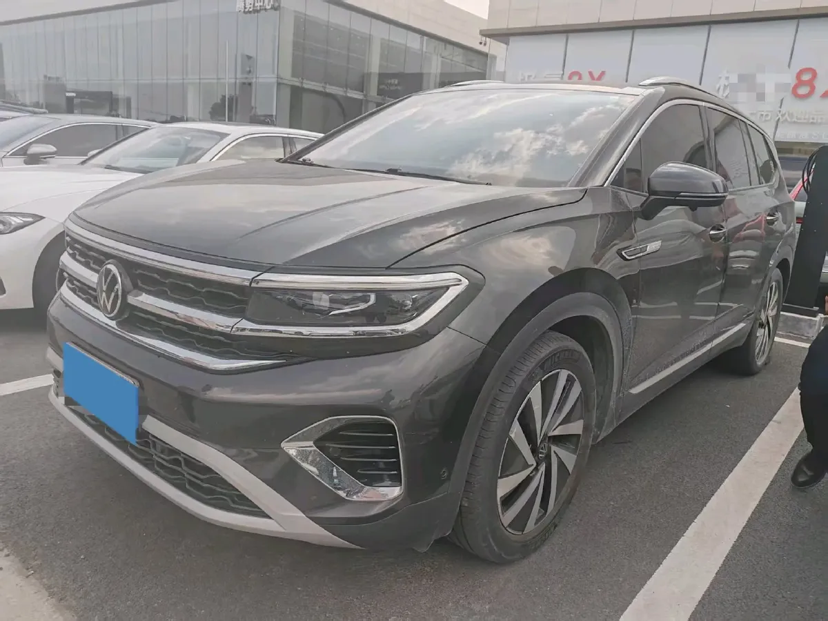 2021 Volkswagen Talagon 2.0T 220HP L4 7DCT,autocango,china used car exporter,china ev exporter,chinese used car exporter,chinese used ev exporter