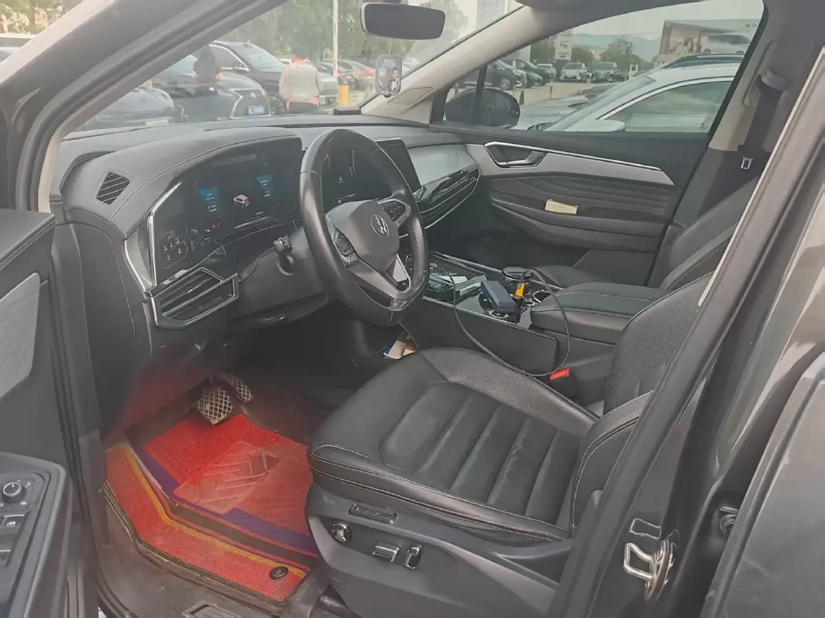 2021 Volkswagen Talagon 2.0T 220HP L4 7DCT,autocango,china used car exporter,china ev exporter,chinese used car exporter,chinese used ev exporter