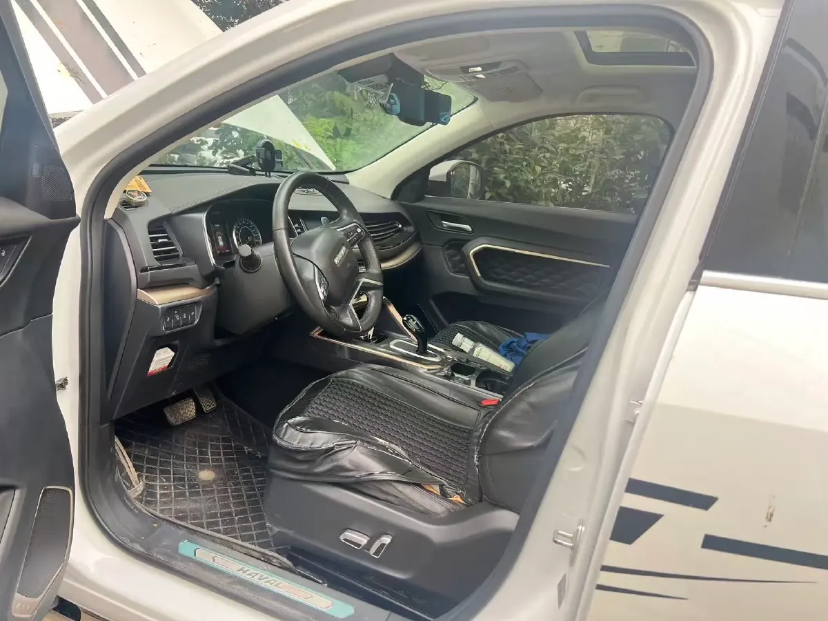 2020 Haval H6 2.0T 224HP L4 7DCT,autocango,china used car exporter,china ev exporter,chinese used car exporter,chinese used ev exporter