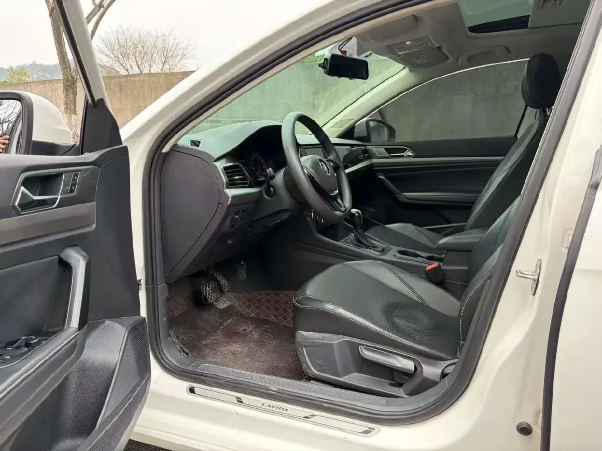 2018 Volkswagen Lavida 1.2T 116HP L4 7DCT,autocango,china used car exporter,china ev exporter,chinese used car exporter,chinese used ev exporter