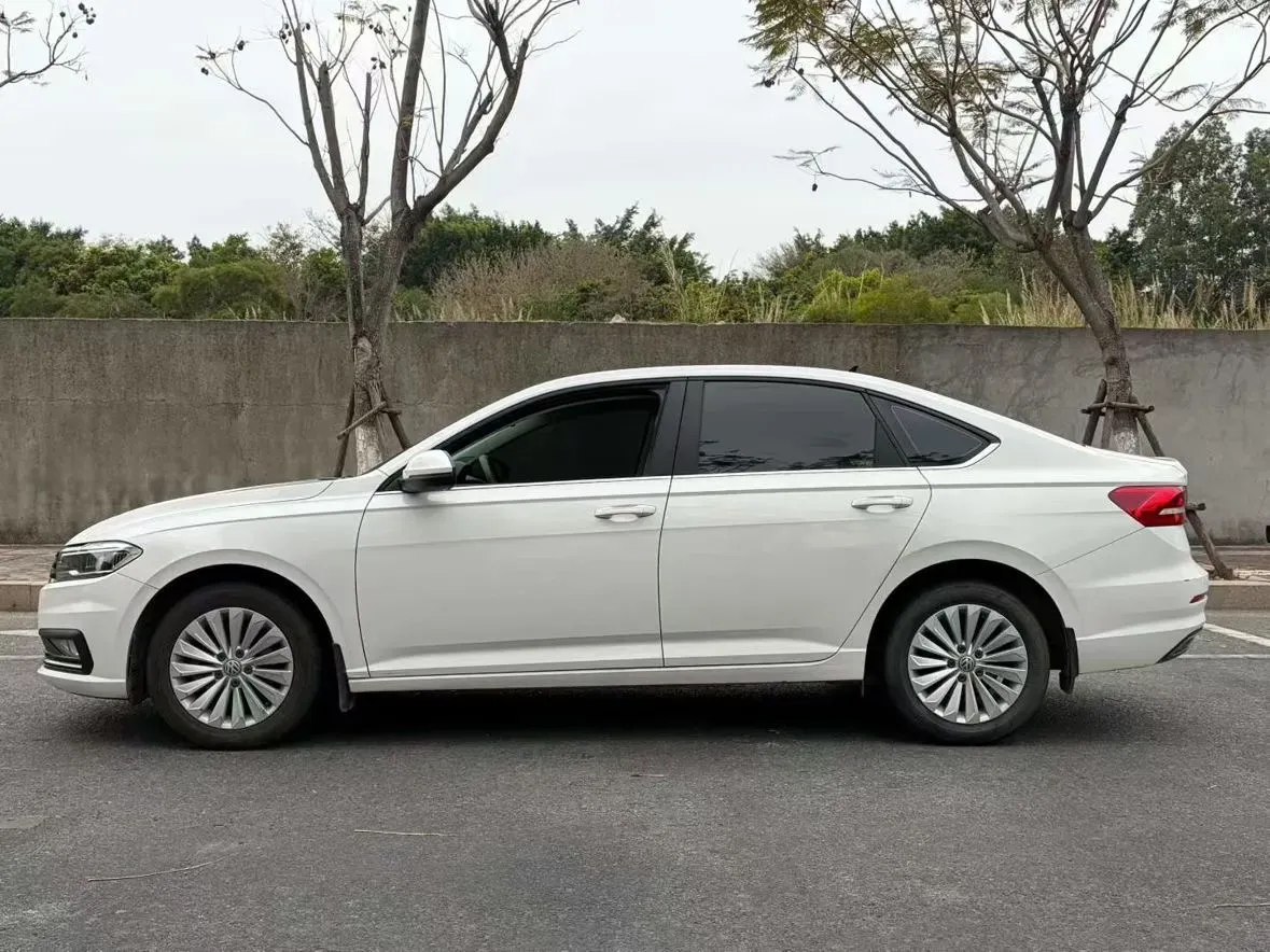 2018 Volkswagen Lavida 1.2T 116HP L4 7DCT,autocango,china used car exporter,china ev exporter,chinese used car exporter,chinese used ev exporter