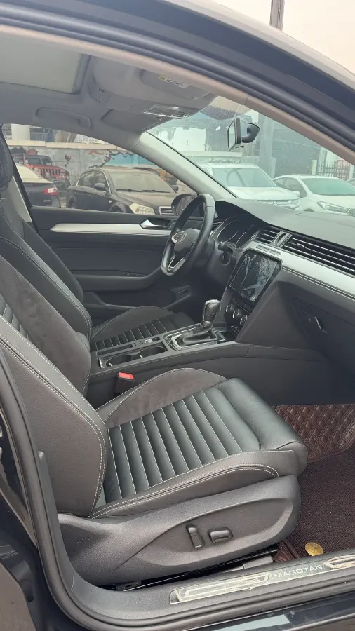 2020 Volkswagen Magotan 1.4T 150HP L4 7DCT,autocango,china used car exporter,china ev exporter,chinese used car exporter,chinese used ev exporter