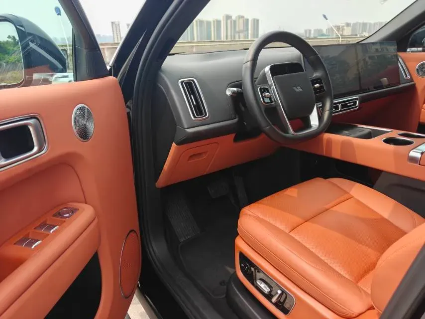 2025 Li L8 Range Extended 154HP REEV,autocango,china used car exporter,china ev exporter,chinese used car exporter,chinese used ev exporter