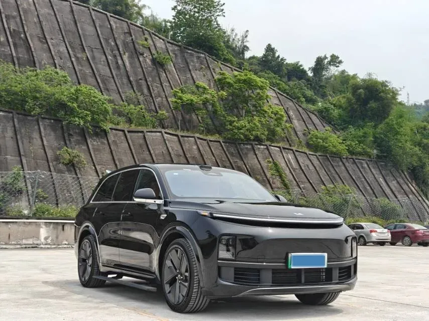 2025 Li L8 Range Extended 154HP REEV,autocango,china used car exporter,china ev exporter,chinese used car exporter,chinese used ev exporter
