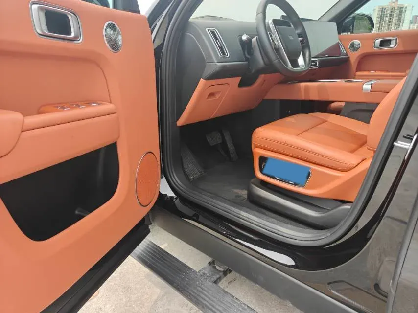 2025 Li L8 Range Extended 154HP REEV,autocango,china used car exporter,china ev exporter,chinese used car exporter,chinese used ev exporter