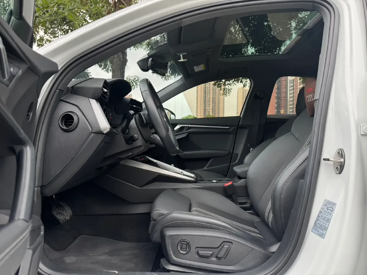 2024 Audi A3 1.4T 150HP L4 7DCT,autocango,china used car exporter,china ev exporter,chinese used car exporter,chinese used ev exporter