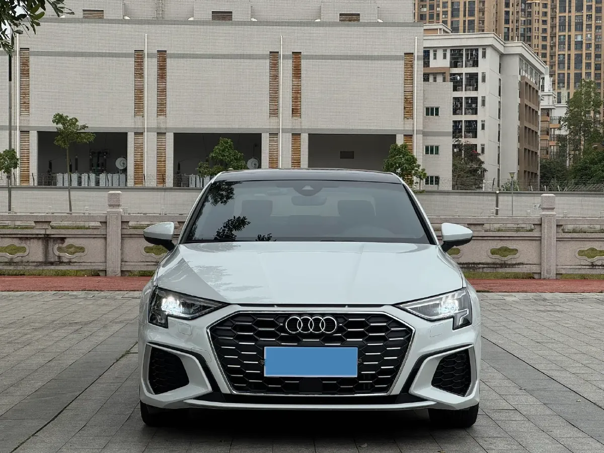 2024 Audi A3 1.4T 150HP L4 7DCT,autocango,china used car exporter,china ev exporter,chinese used car exporter,chinese used ev exporter