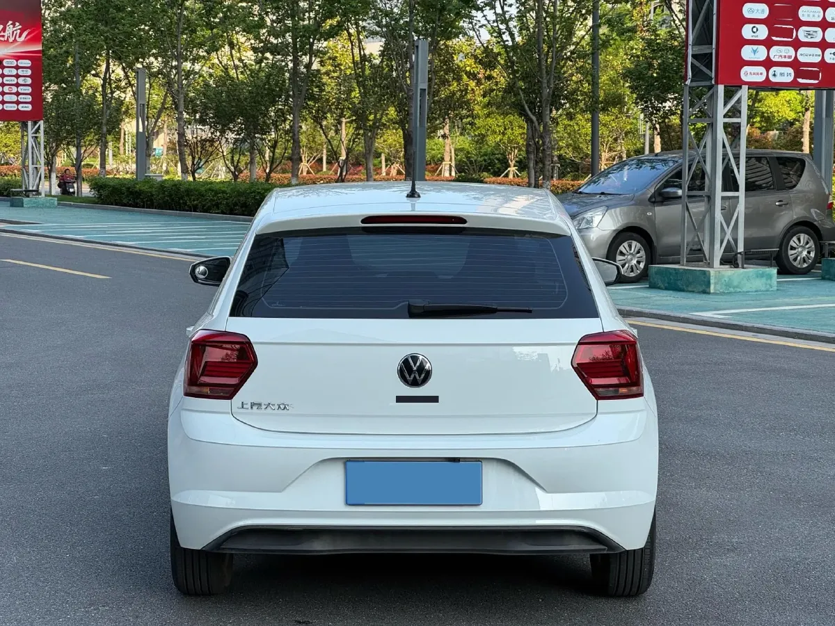 2023 Volkswagen Polo 1.5L 110HP L4 6AT,autocango,china used car exporter,china ev exporter,chinese used car exporter,chinese used ev exporter