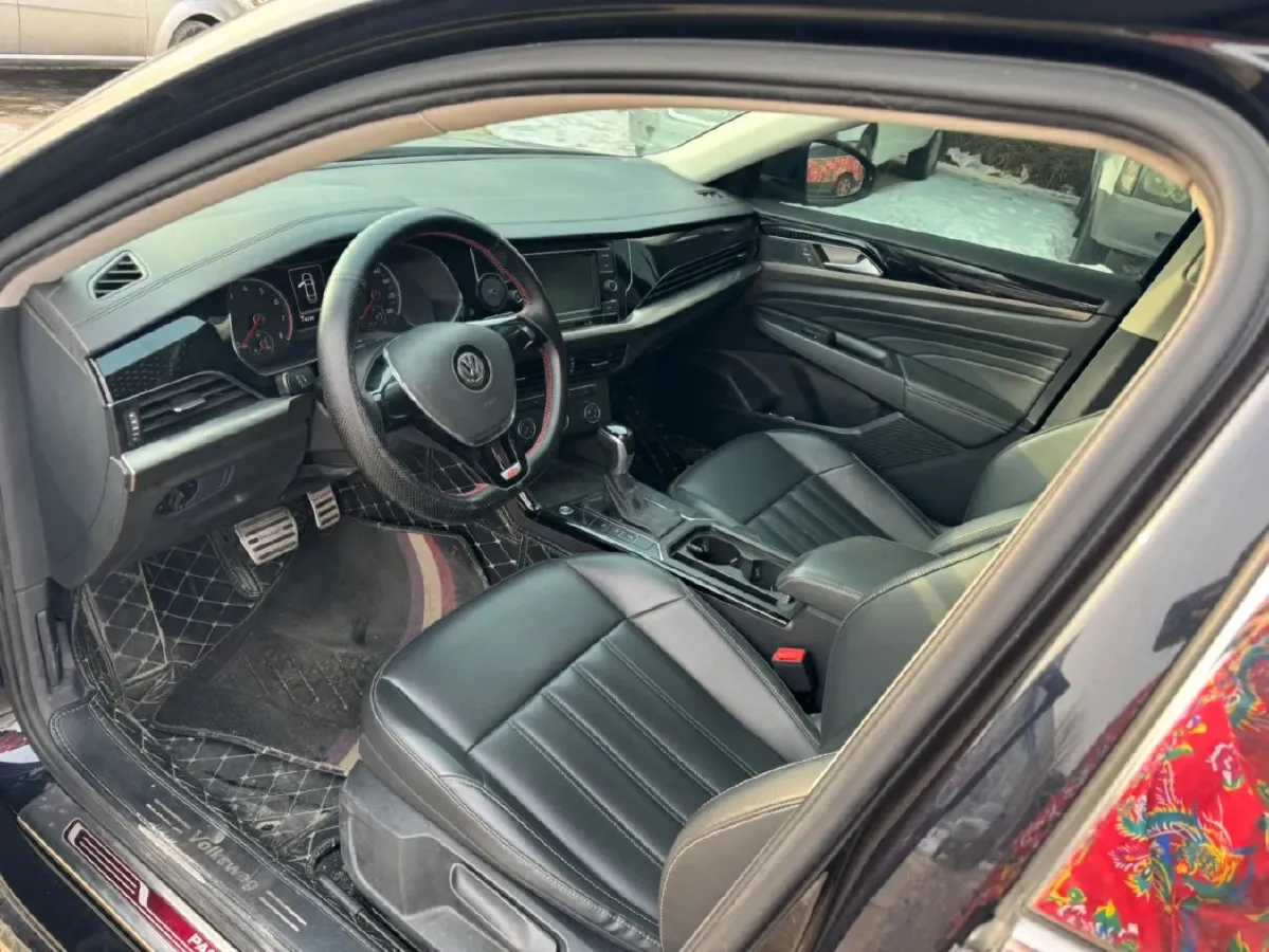 2019 Chevrolet Equinox 1.5T 180HP L4 6AT,autocango,china used car exporter,china ev exporter,chinese used car exporter,chinese used ev exporter