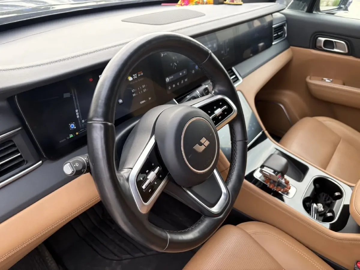 2021 Li ONE Range Extended 131HP REEV 40.5KWH,autocango,china used car exporter,china ev exporter,chinese used car exporter,chinese used ev exporter