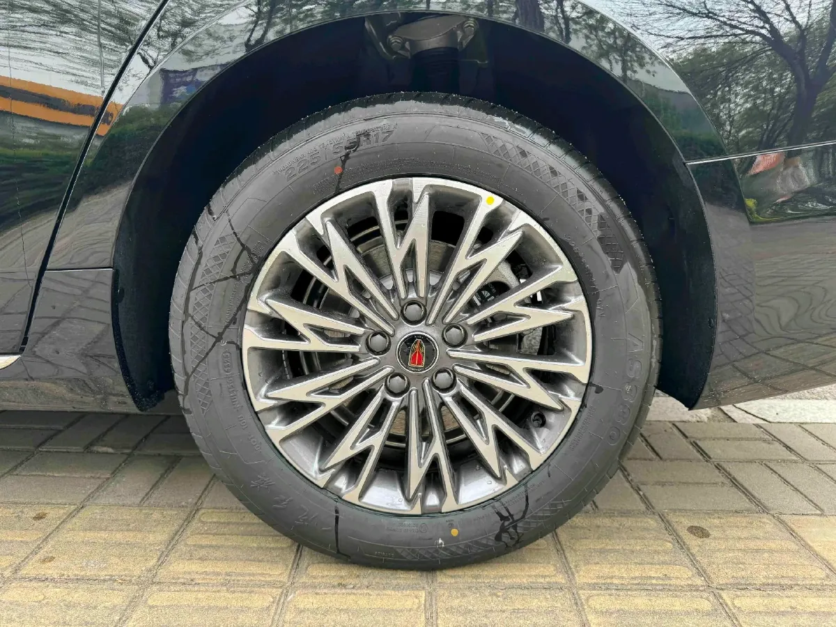 2024 HongQi H5 1.5T 169HP L4 7DCT,autocango,china used car exporter,china ev exporter,chinese used car exporter,chinese used ev exporter