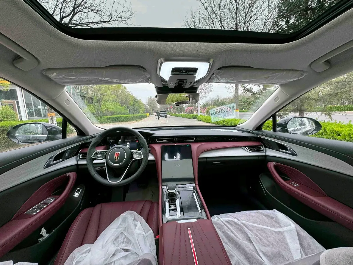 2024 HongQi H5 1.5T 169HP L4 7DCT,autocango,china used car exporter,china ev exporter,chinese used car exporter,chinese used ev exporter