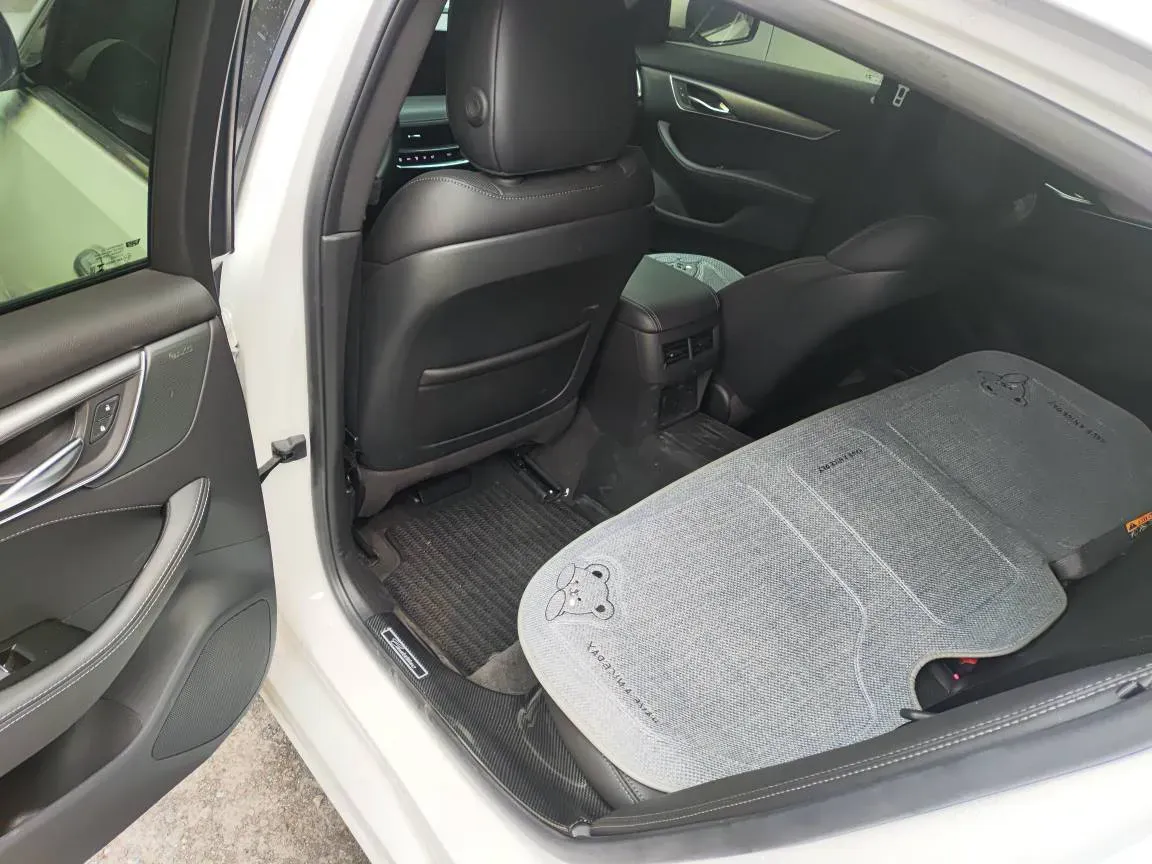 2024 Cadillac CT5 2.0T 237HP L4 10AT,autocango,china used car exporter,china ev exporter,chinese used car exporter,chinese used ev exporter