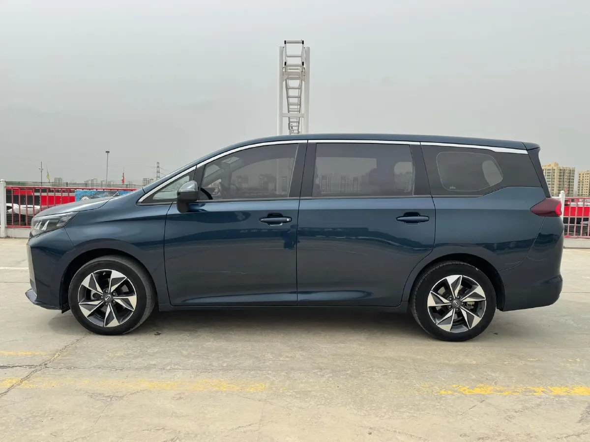 2021 GAC Trumpchi M6 1.5T 169HP L4 7DCT,autocango,china used car exporter,china ev exporter,chinese used car exporter,chinese used ev exporter