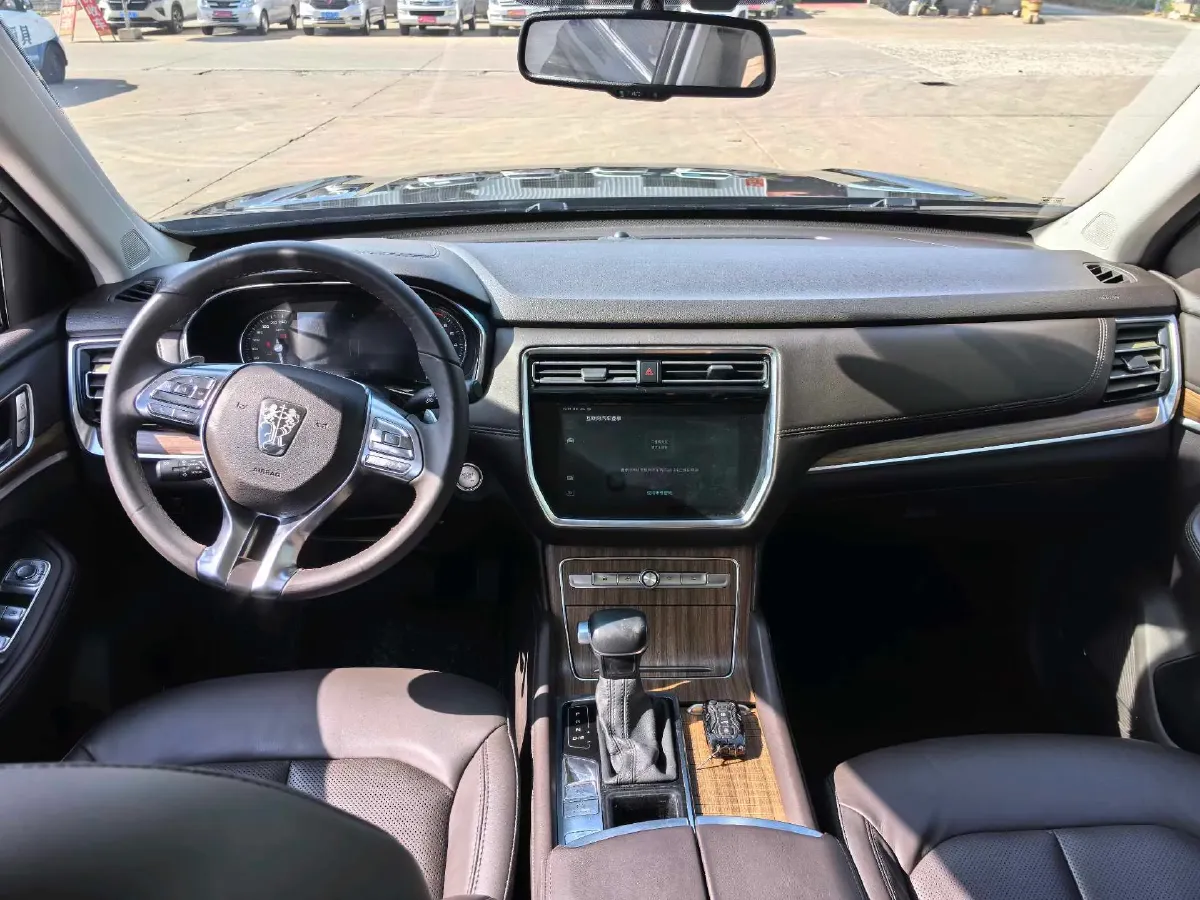 2019 Roewe RX8 2.0T 222HP L4 6AT,autocango,china used car exporter,china ev exporter,chinese used car exporter,chinese used ev exporter