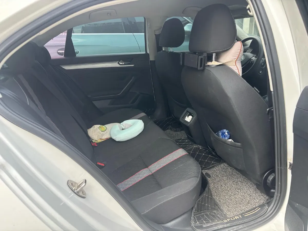 2019 Volkswagen T-Cross 1.4T 150HP L4 7DCT,autocango,china used car exporter,china ev exporter,chinese used car exporter,chinese used ev exporter