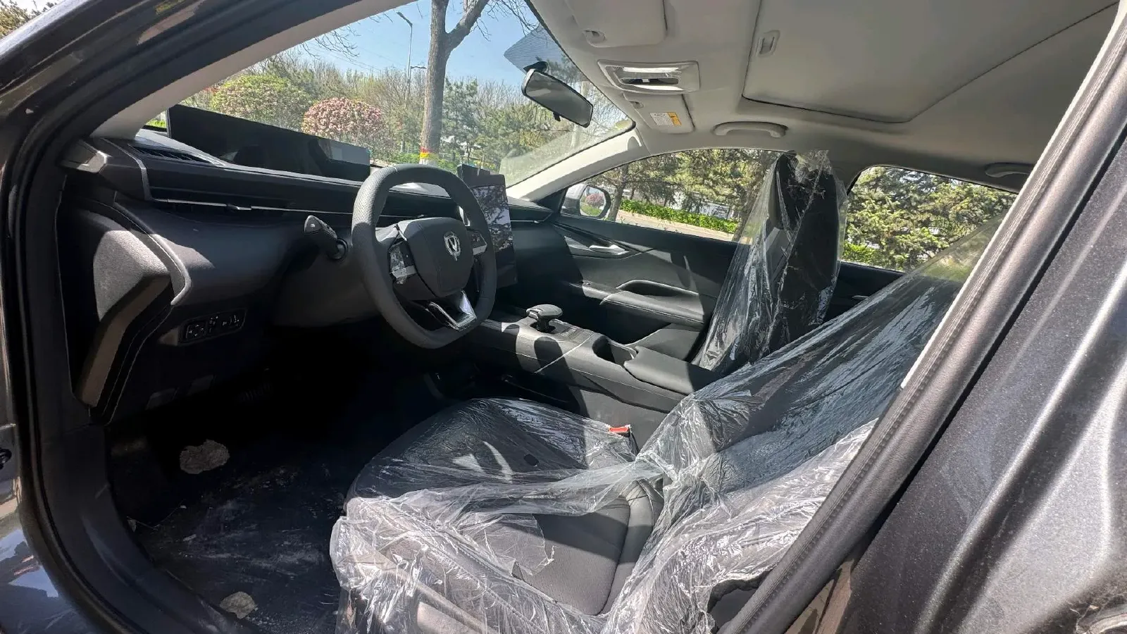 2025 ChangAn Eado 1.5T 192HP L4 7DCT,autocango,china used car exporter,china ev exporter,chinese used car exporter,chinese used ev exporter