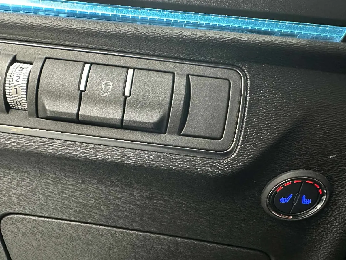 2023 Jetour X70 Plus 1.5T 156HP L4 6DCT,autocango,china used car exporter,china ev exporter,chinese used car exporter,chinese used ev exporter