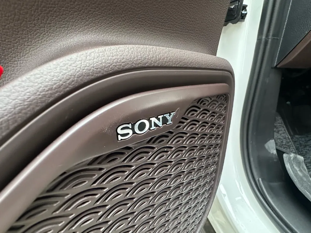 2024 Chery Tiggo 8 Plus 2.0T 254HP L4 7DCT,autocango,china used car exporter,china ev exporter,chinese used car exporter,chinese used ev exporter