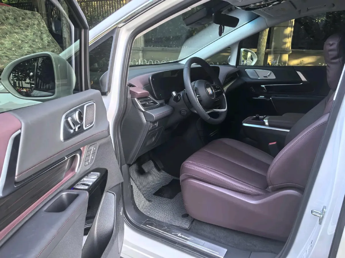 2025 Buick Century 2.0T 237HP L4 9AT,autocango,china used car exporter,china ev exporter,chinese used car exporter,chinese used ev exporter