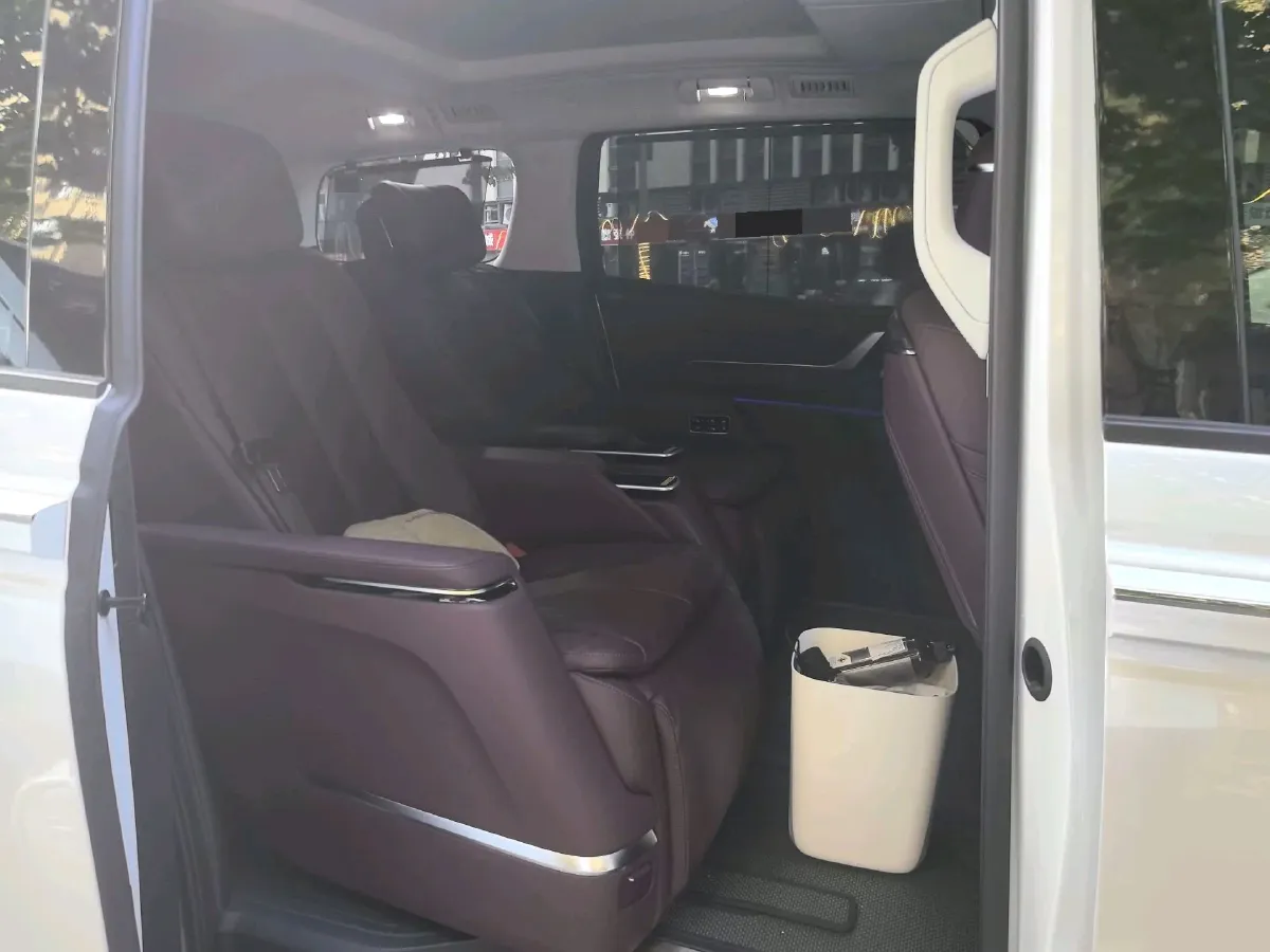 2025 Buick Century 2.0T 237HP L4 9AT,autocango,china used car exporter,china ev exporter,chinese used car exporter,chinese used ev exporter