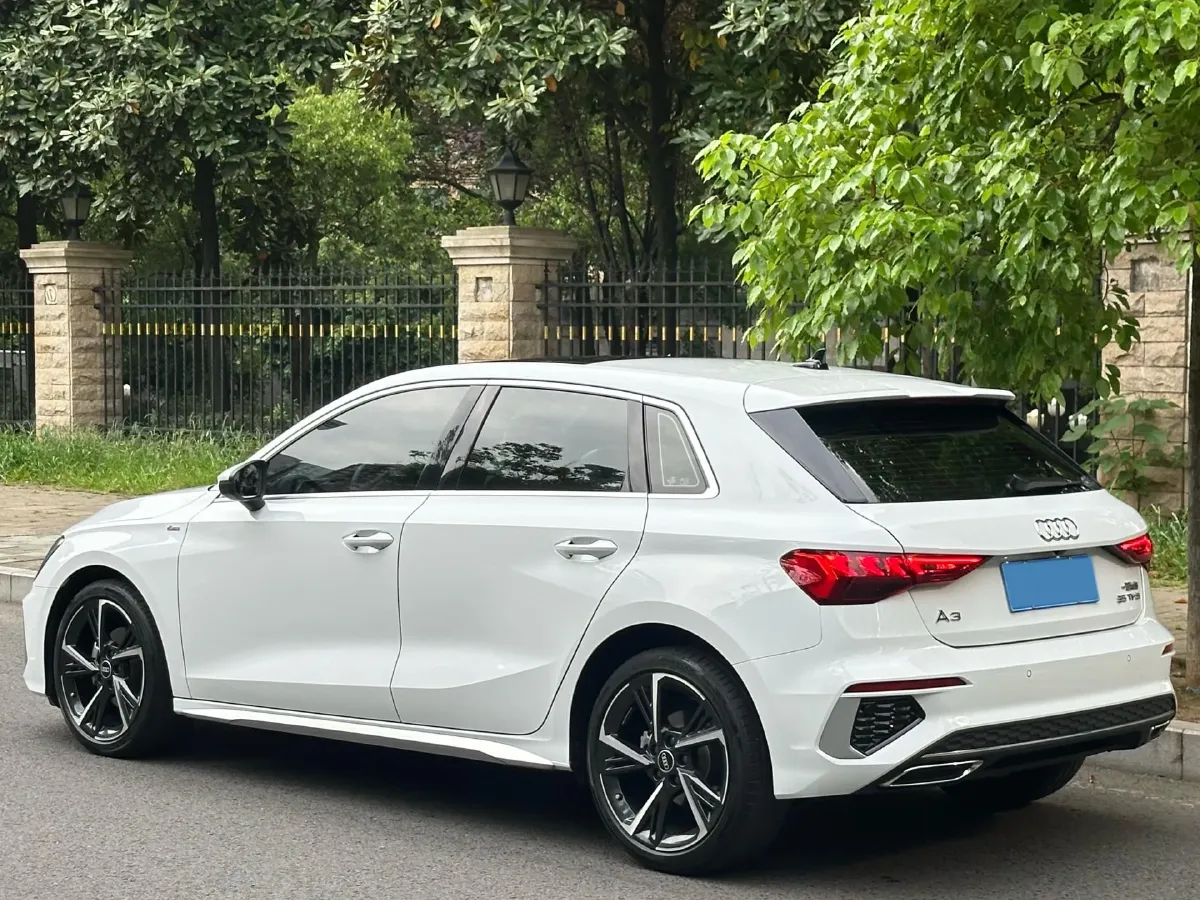 2024 Audi A3 1.4T 150HP L4 7DCT,autocango,china used car exporter,china ev exporter,chinese used car exporter,chinese used ev exporter