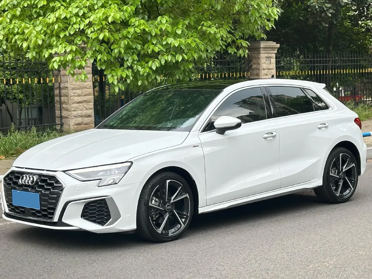 2024 Audi A3 1.4T 150HP L4 7DCT,autocango,china used car exporter,china ev exporter,chinese used car exporter,chinese used ev exporter