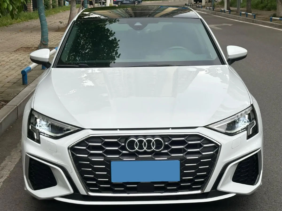 2024 Audi A3 1.4T 150HP L4 7DCT,autocango,china used car exporter,china ev exporter,chinese used car exporter,chinese used ev exporter